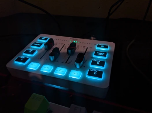 Gaming Mixer: 4-Channel RGB with XLR Mic Interface for Voice & Podcasts photo review