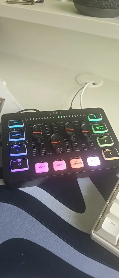 Gaming Mixer: 4-Channel RGB with XLR Mic Interface for Voice & Podcasts photo review