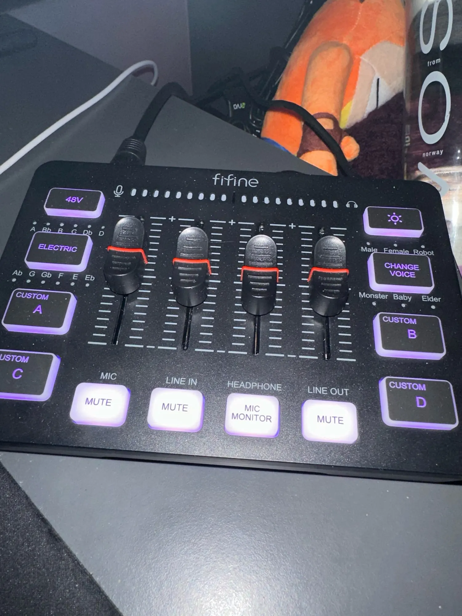 Gaming Mixer: 4-Channel RGB with XLR Mic Interface for Voice & Podcasts photo review