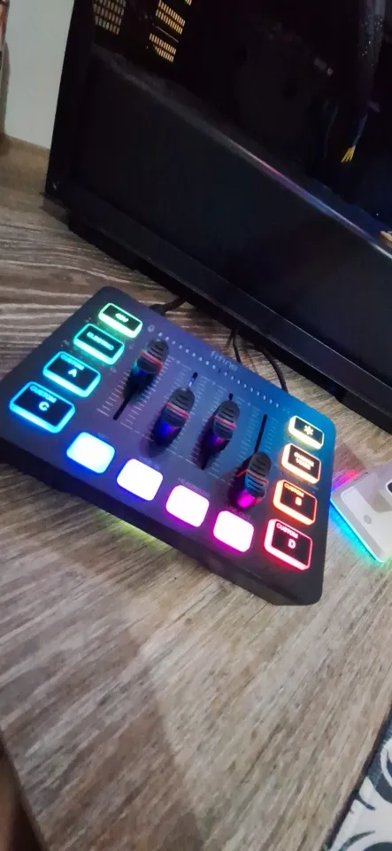 Gaming Mixer: 4-Channel RGB with XLR Mic Interface for Voice & Podcasts photo review